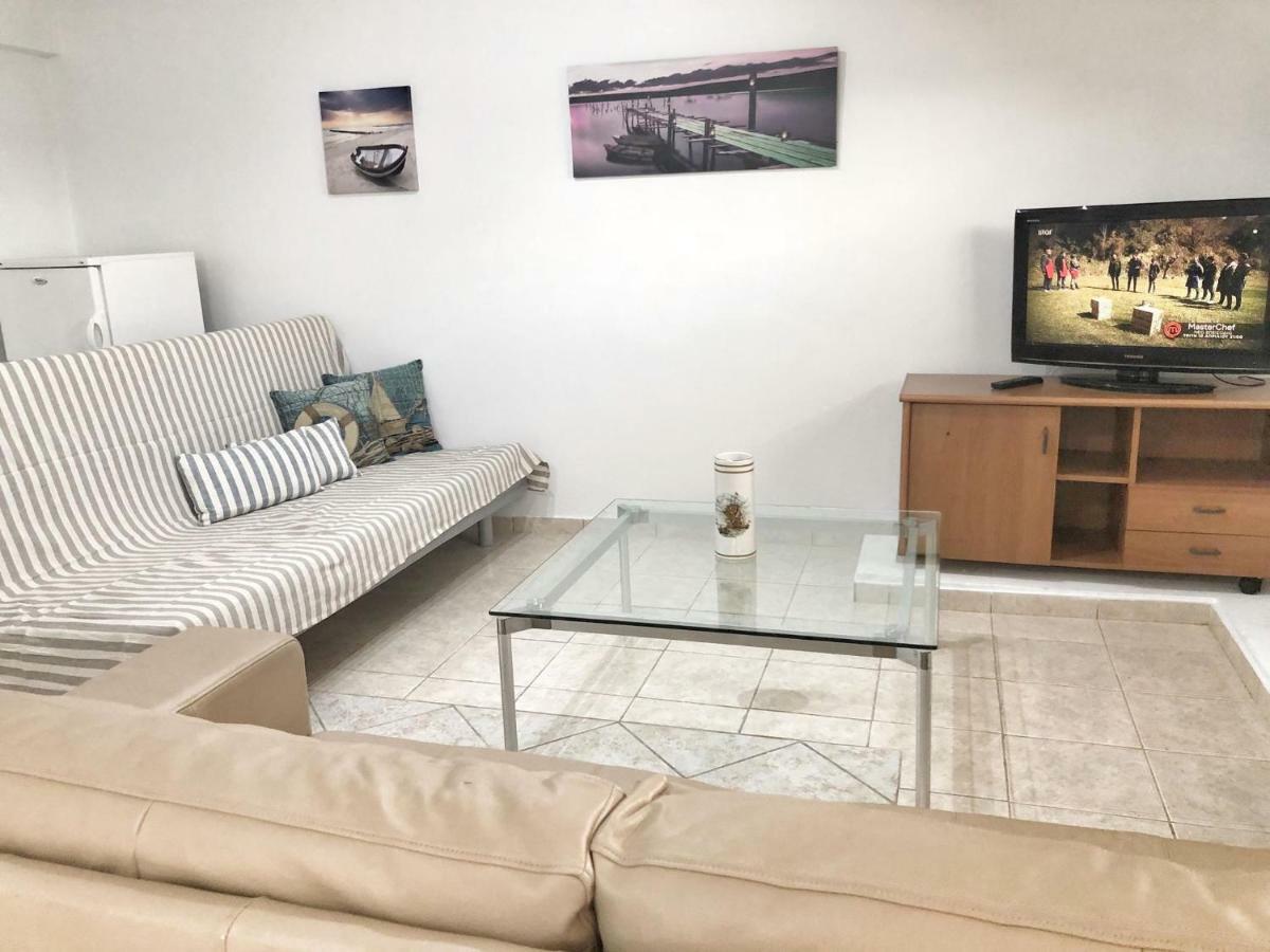 Renovated Apt Close To Beach Wifi Ac Anavyssos Bagian luar foto